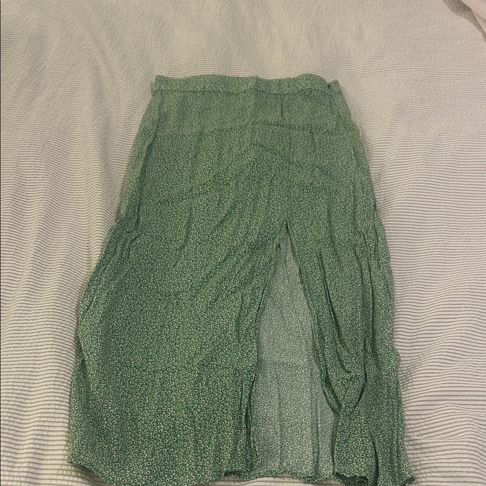 H&M Green Midi Skirt